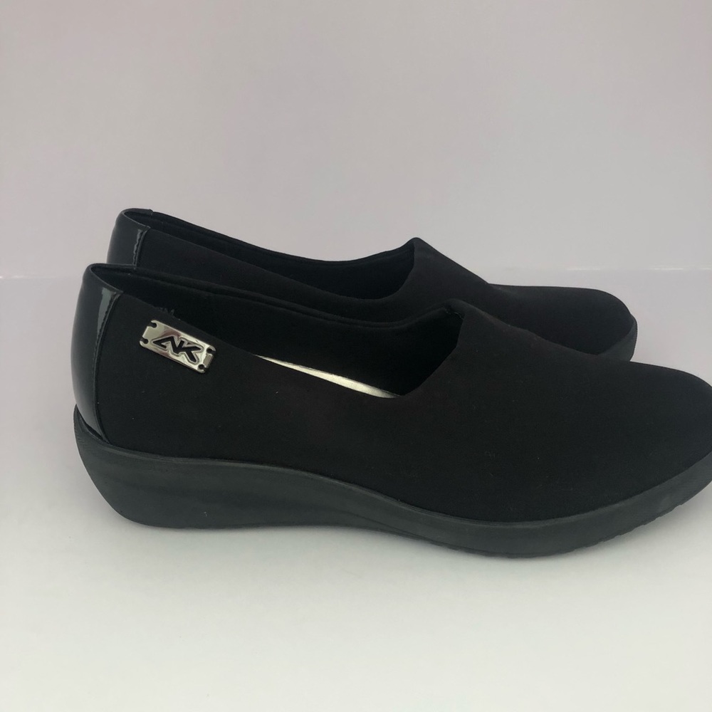 Anne Klein AK Sport Women's Wedge Black, Sz 7
